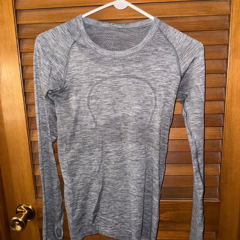 lululemon athletica Gray Long Sleeve Top